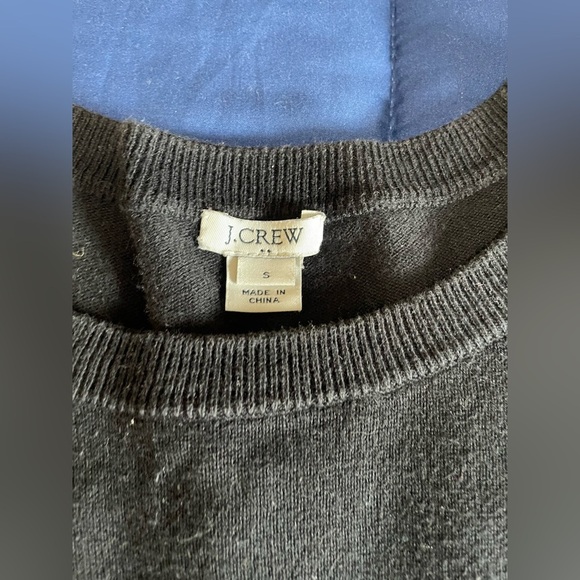 J Crew Sweater, Black 100% Cotton Gathered Ruffle At Top Of Sleeve Size Small - Picture 2 of 11